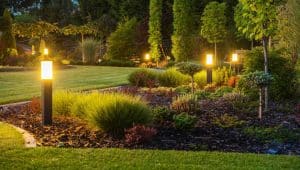 بایدها و نبایدهای نورپردازی حیاط